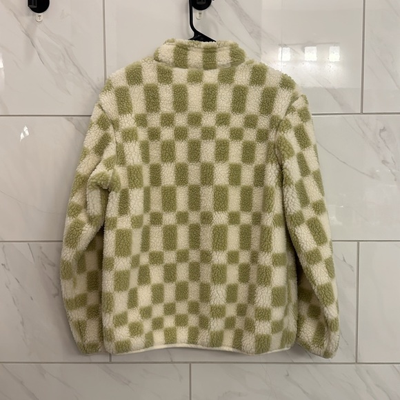 Green Checkered Sherpa - Picture 4 of 4